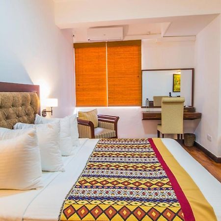 Pearl Royal Hotel, Colombo Ngoại thất bức ảnh